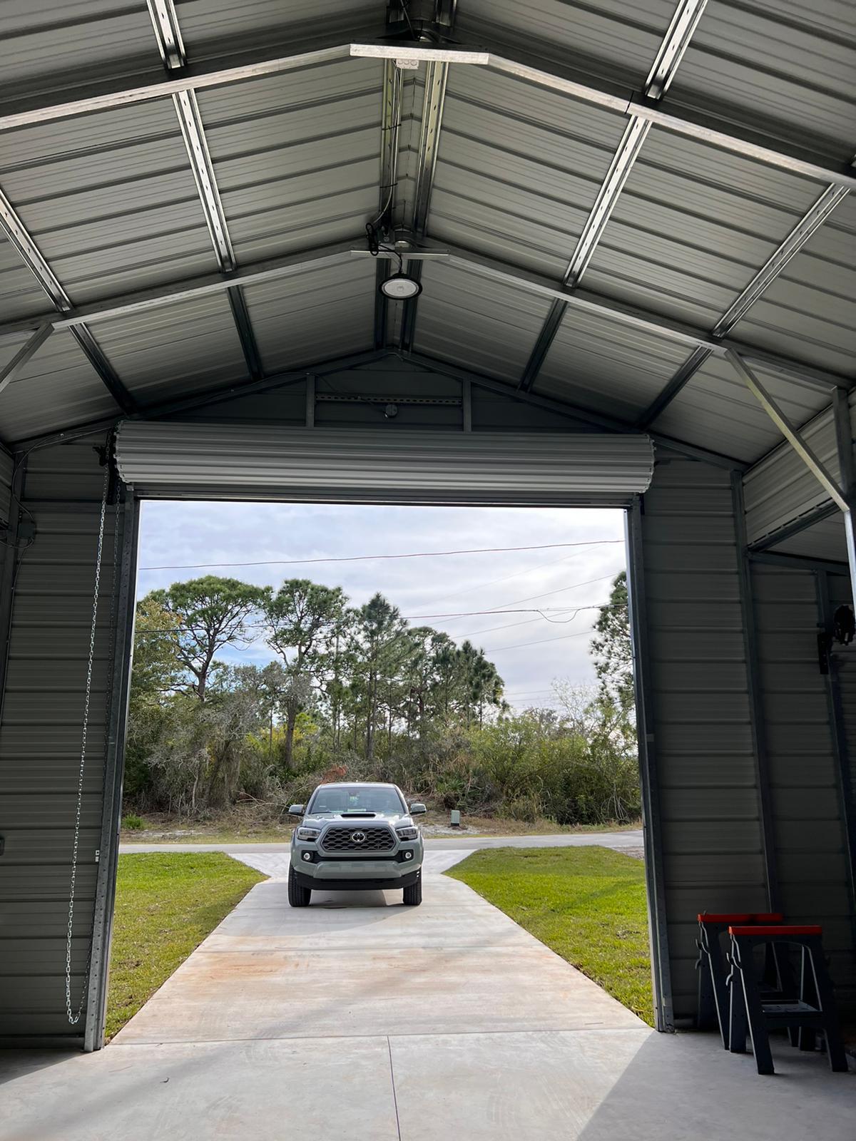 Commercial garage door